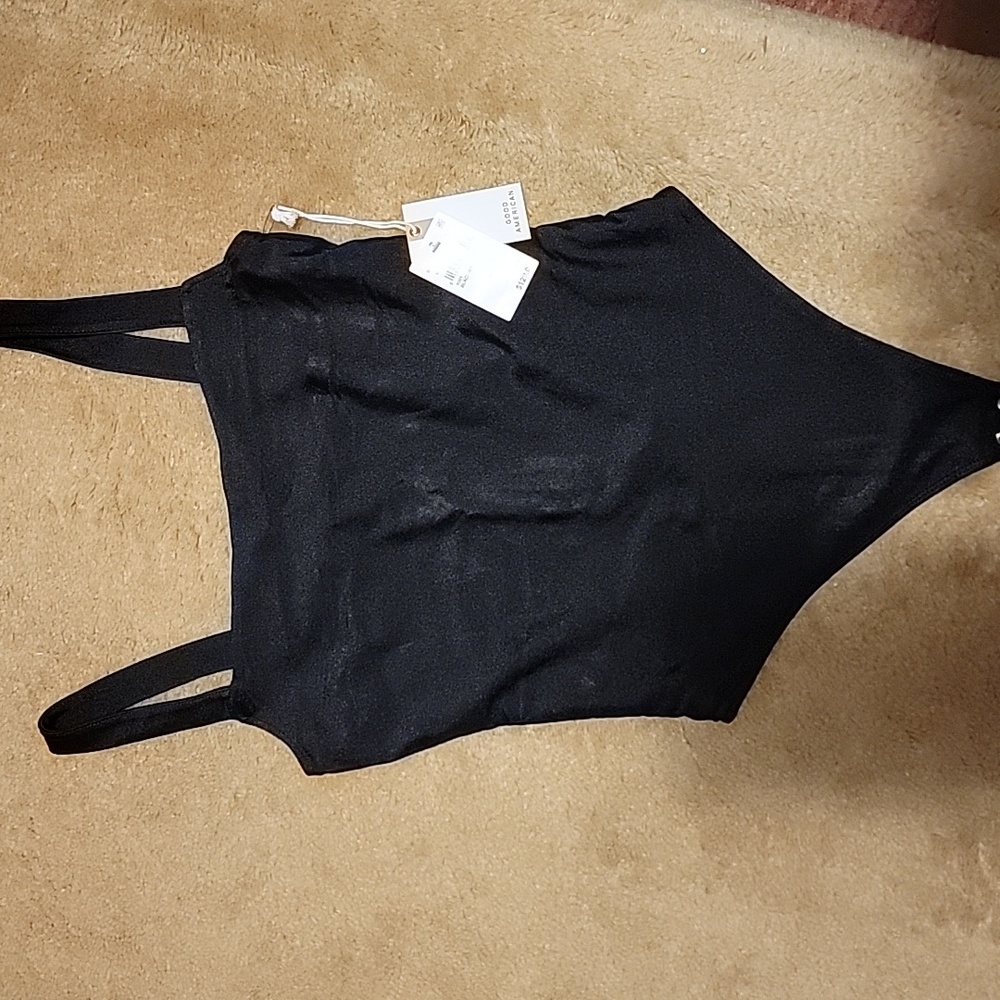 Good American bodysuit